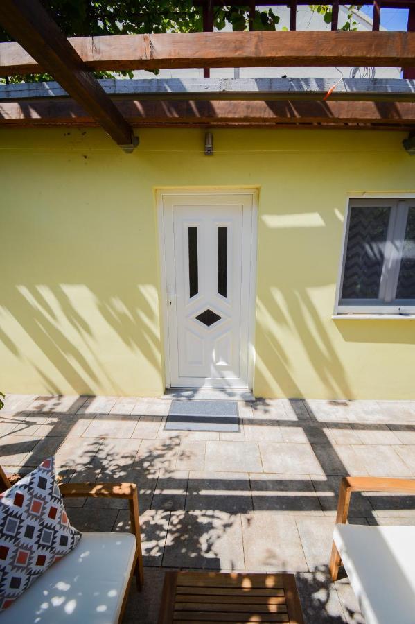 Apartment Grey&Yellow Zadar Exterior photo
